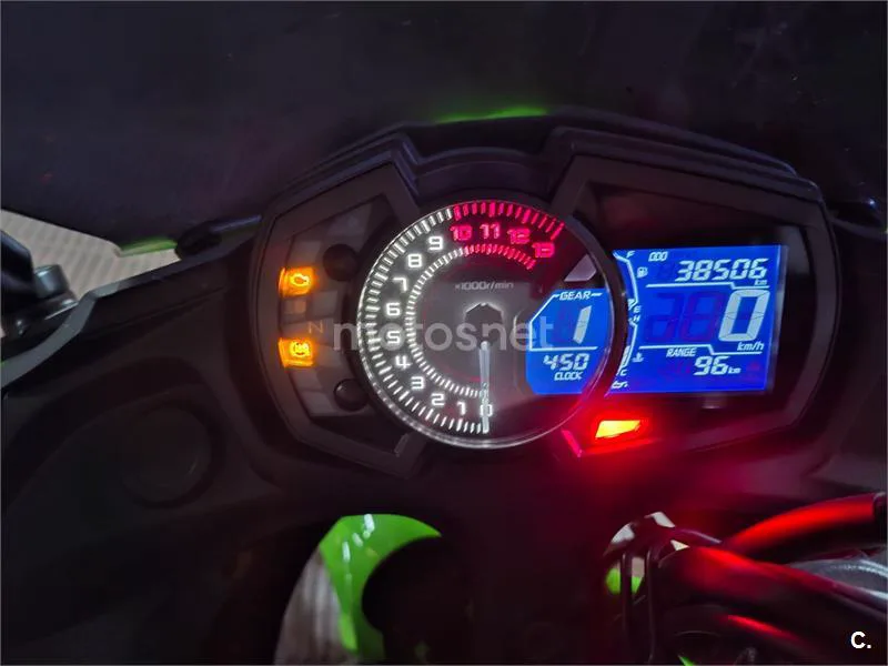 Kawasaki Ninja 650 – Vista 7