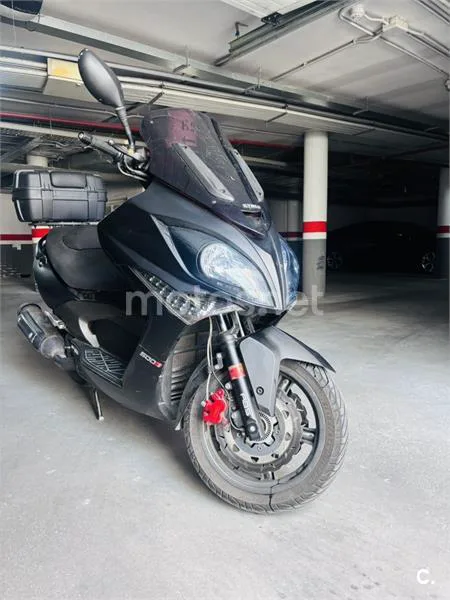 Kymco Xciting 500 – Vista 3