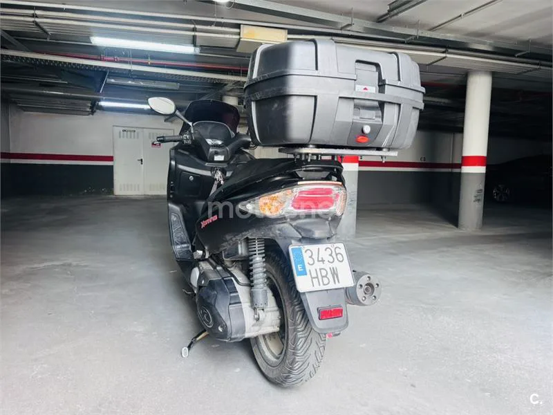 Kymco Xciting 500 – Vista 5