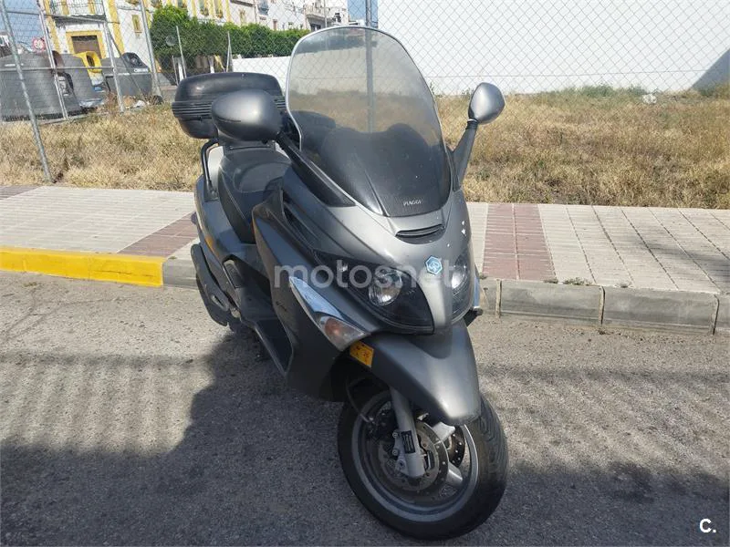 Piaggio X EVO 400 – Vista 2