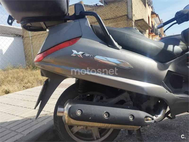 Piaggio X EVO 400 – Vista 5