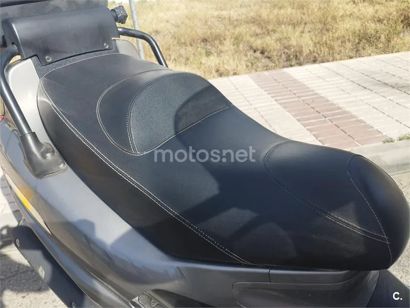 Piaggio X EVO 400 – Vista 10