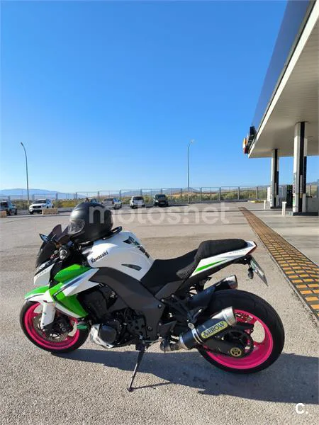 Kawasaki Z1000 – Vista 2