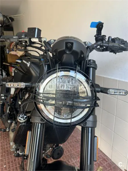 Husqvarna Svartpilen 125 – Vista 7