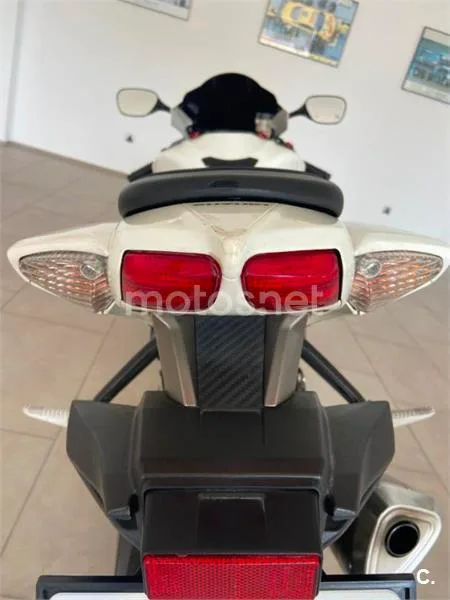 Suzuki GSX-R600 – Vista 3