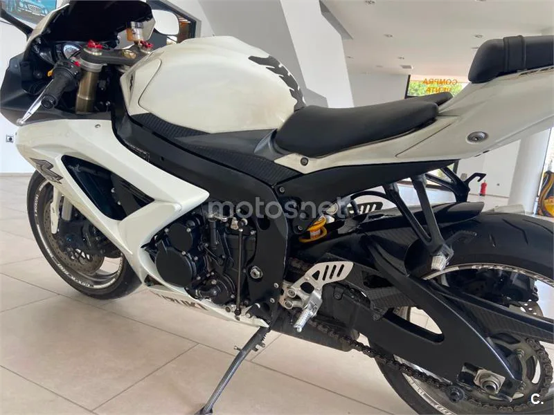 Suzuki GSX-R600 – Vista 21