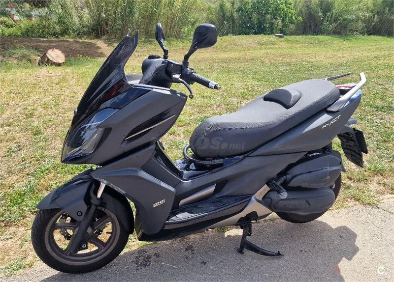 Kymco K-XCT 125i – Vista 4