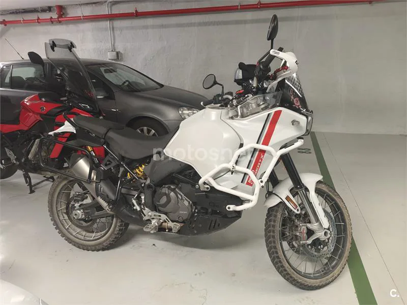 Ducati DesertX – Vista 3