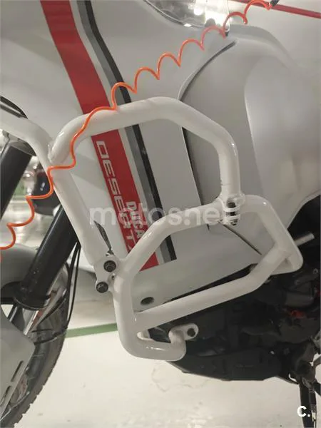 Ducati DesertX – Vista 7