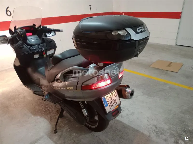 Suzuki Burgman 650 Executive – Vista 3