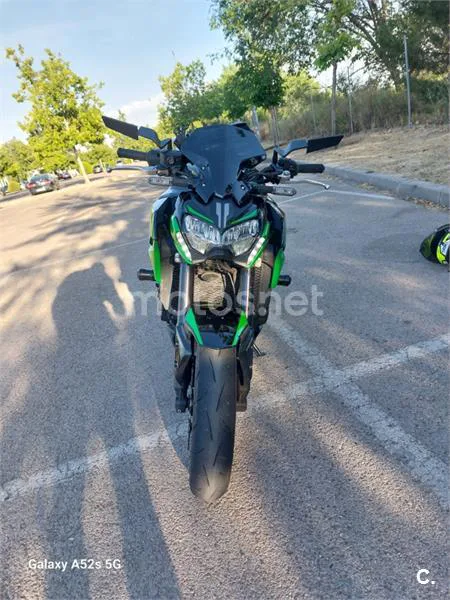 Kawasaki Z900 – Vista 3