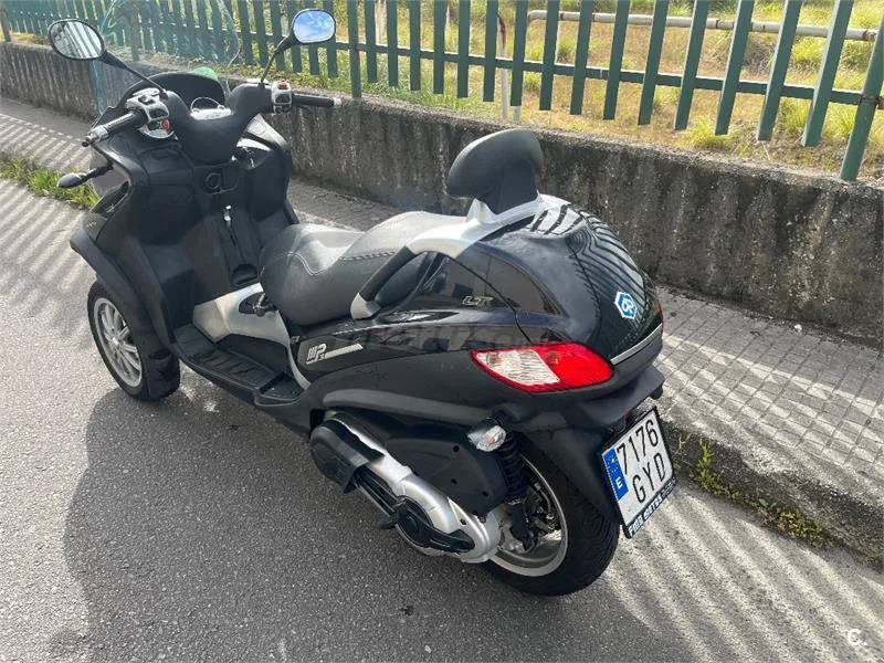 Piaggio MP3 400 LT – Vista 5