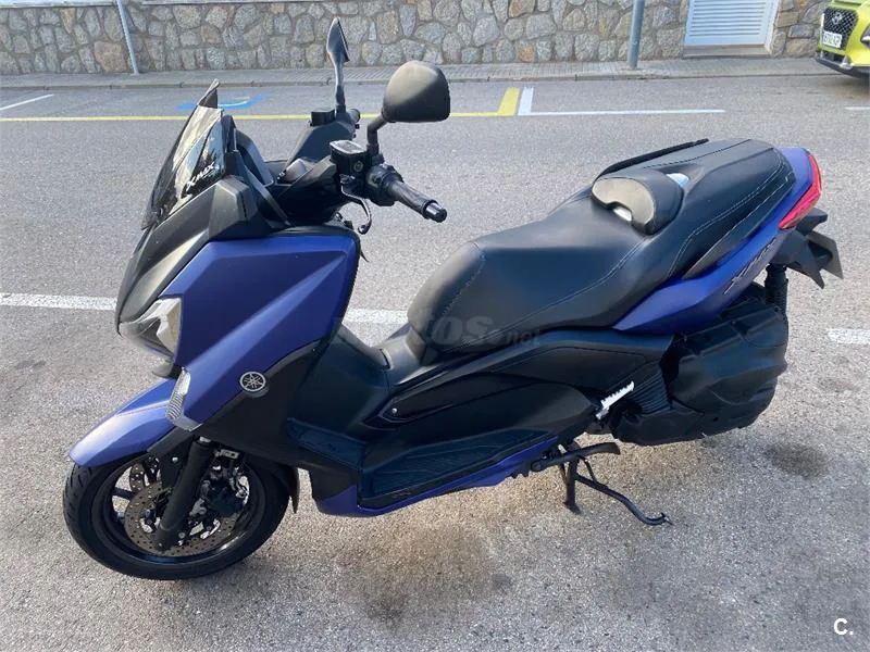 Yamaha XMAX 400 – Vista 3