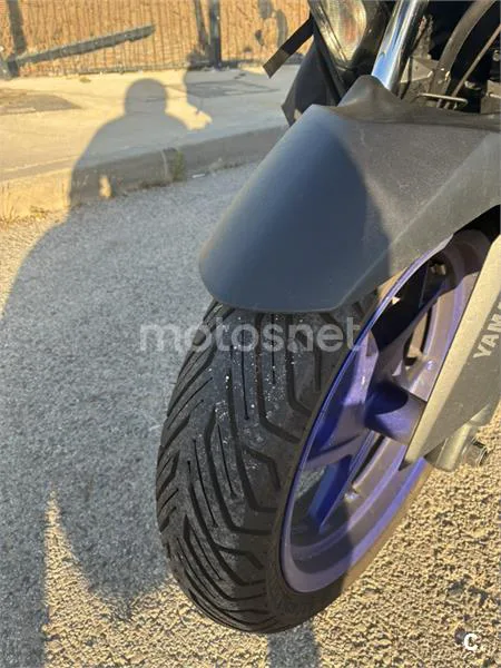 Yamaha XMAX 300 – Vista 5