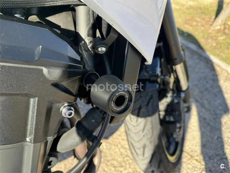 Kawasaki Z900 – Vista 11