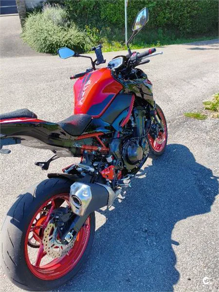 Kawasaki Z900 – Vista 5