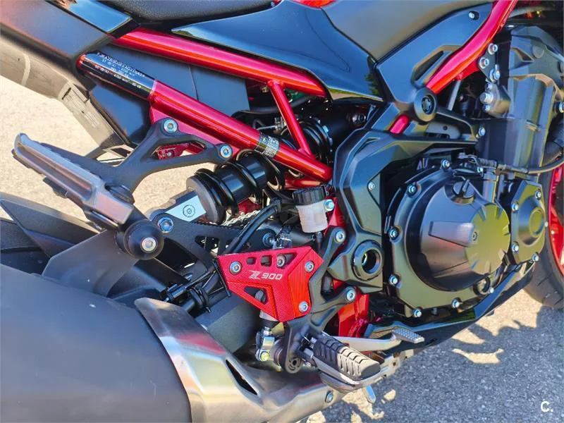 Kawasaki Z900 – Vista 7