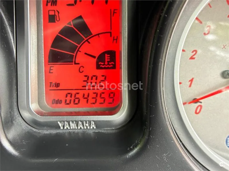 Yamaha TMAX 500 – Vista 8