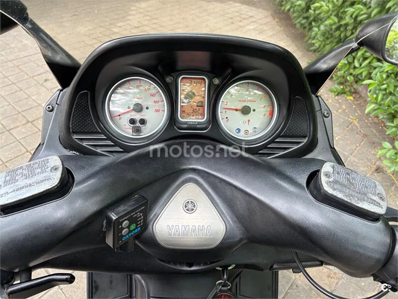 Yamaha TMAX 500 – Vista 9