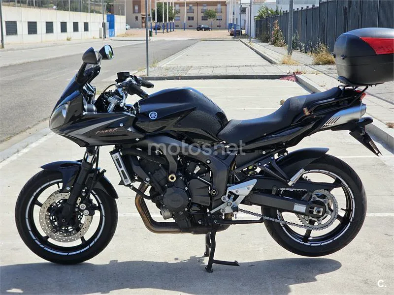 Yamaha FZ6 Fazer S2 – Vista 3