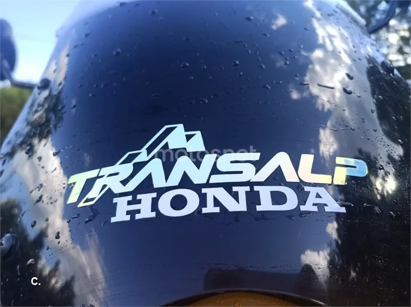 Honda Transalp XL 700 V – Vista 18