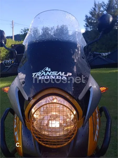 Honda Transalp XL 700 V – Vista 19
