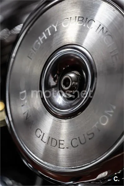 Harley-Davidson Dyna Super Glide - Vista 4