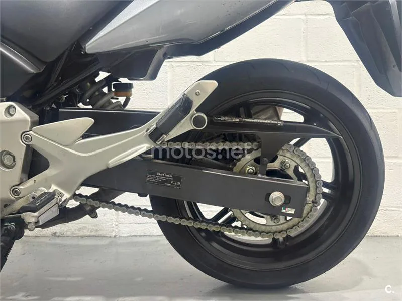 Honda CBF 600 S – Vista 17