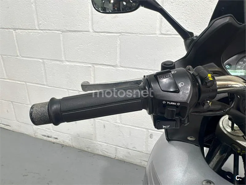 Honda CBF 600 S – Vista 19