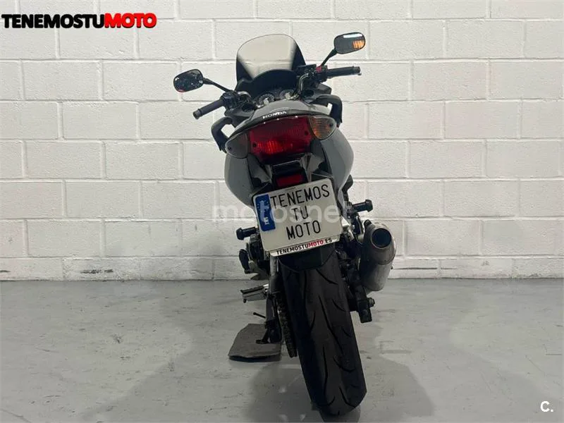 Honda CBF 600 S – Vista 8
