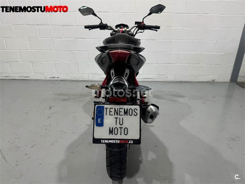 Benelli BN 125 – Vista 8