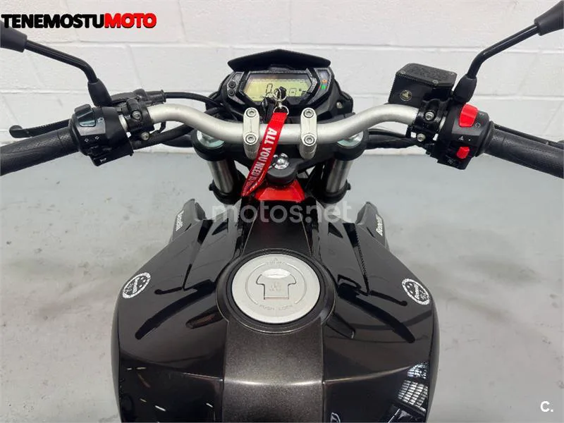 Benelli BN 125 – Vista 10