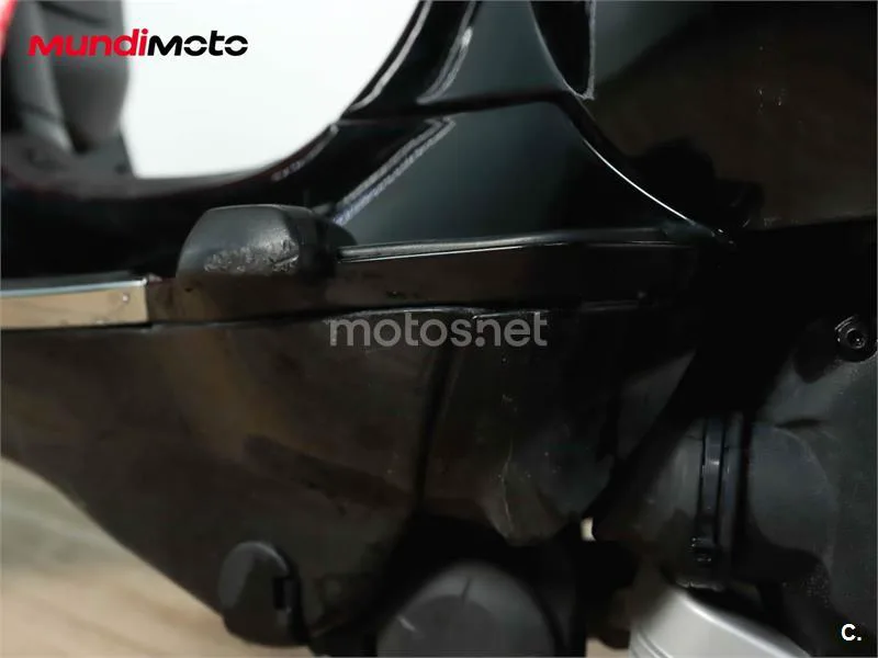 Vespa Sprint 125 – Vista 19