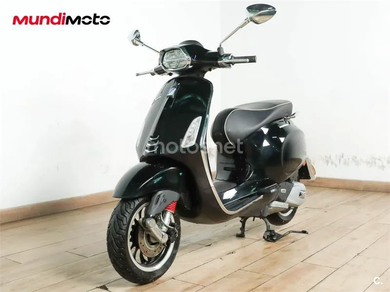 Vespa Sprint 125 – Vista 7