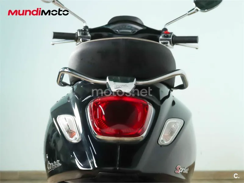 Vespa Sprint 125 – Vista 9