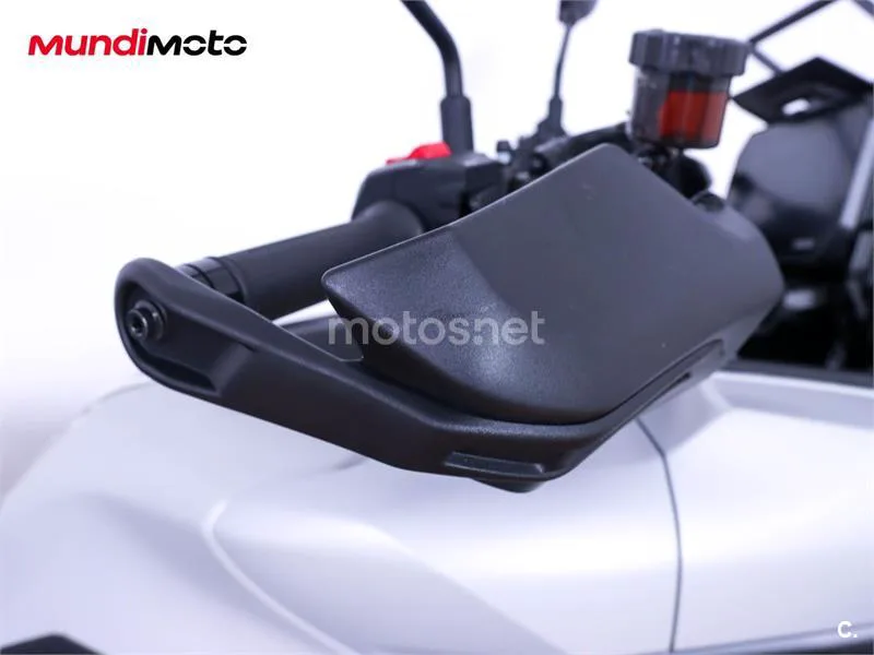 Yamaha Tracer 9 – Vista 13