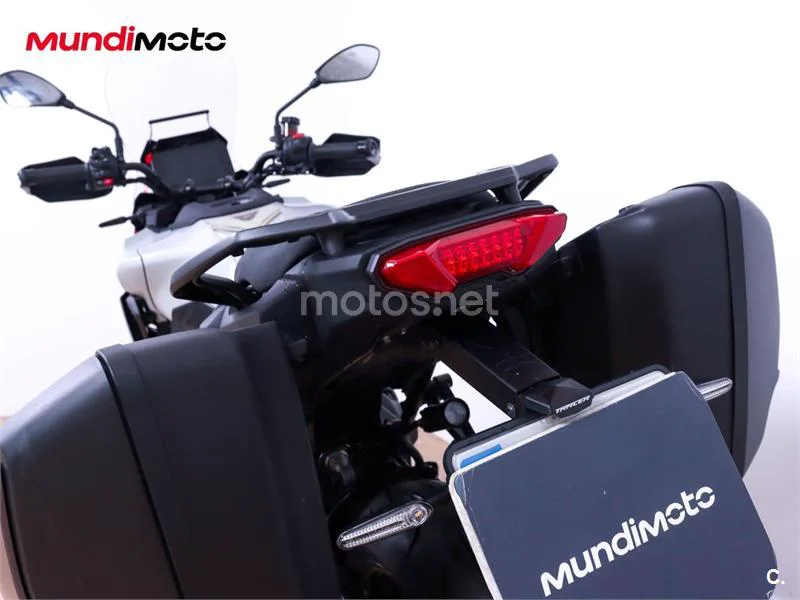 Yamaha Tracer 9 – Vista 9