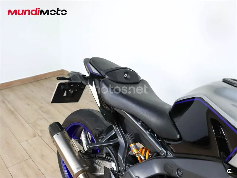 Yamaha MT-09 – Vista 27
