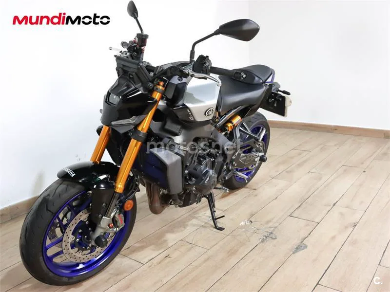 Yamaha MT-09 – Vista 7