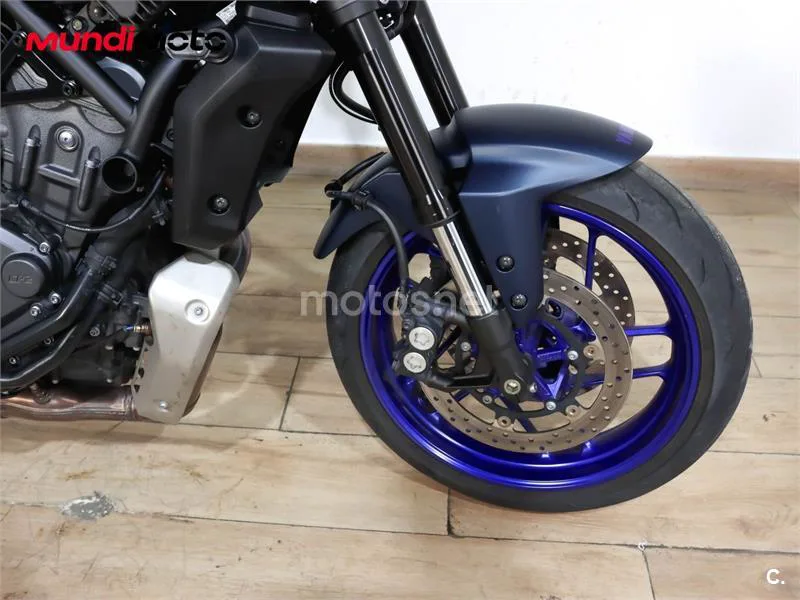 Yamaha MT-07 – Vista 24