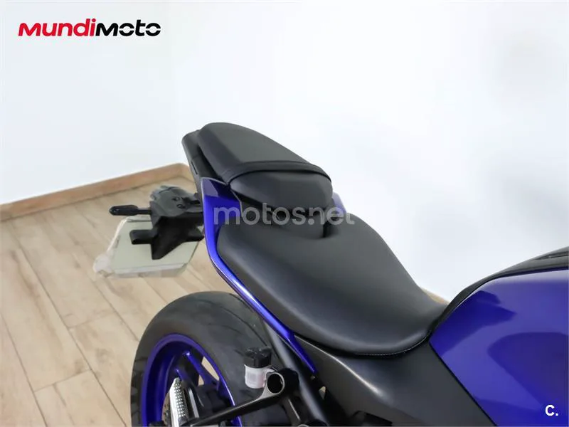 Yamaha MT-07 – Vista 25