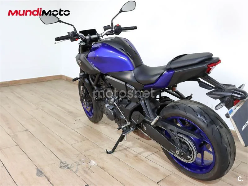 Yamaha MT-07 – Vista 8