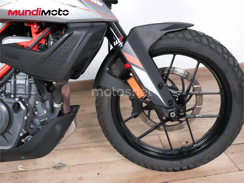 KTM 390 – Vista 26