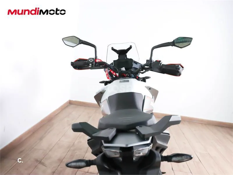 KTM 390 – Vista 4