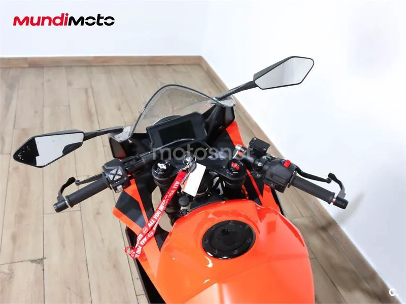 KTM RC – Vista 11