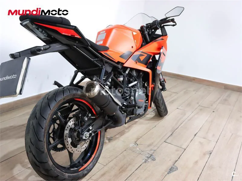 KTM RC – Vista 3