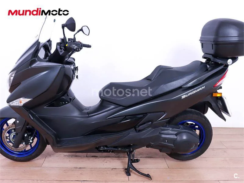 Suzuki Burgman 400 – Vista 6
