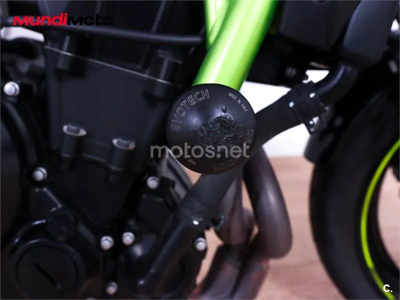 Kawasaki Z650 – Vista 13