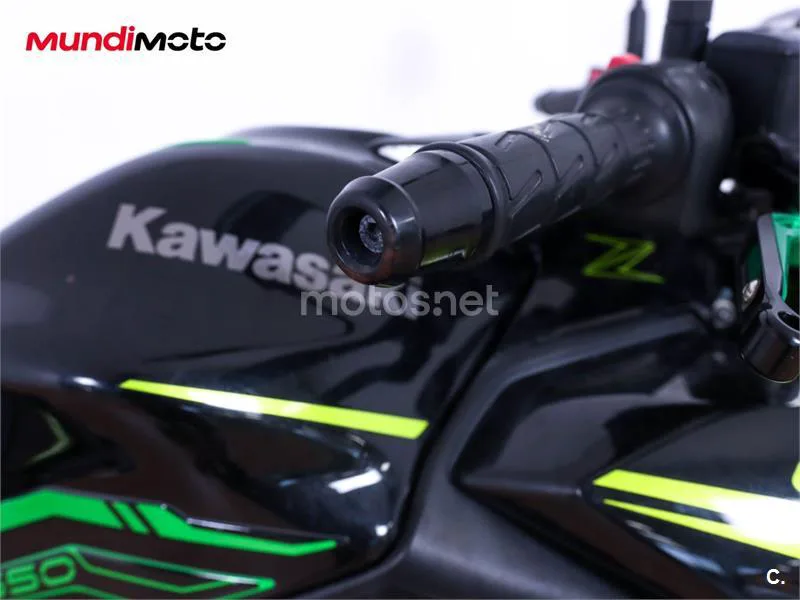 Kawasaki Z650 – Vista 18