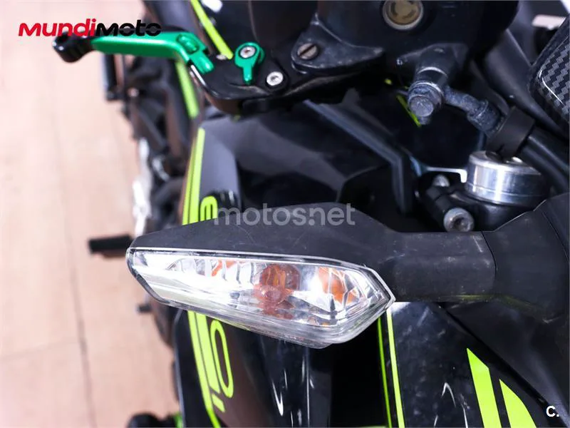Kawasaki Z650 – Vista 21
